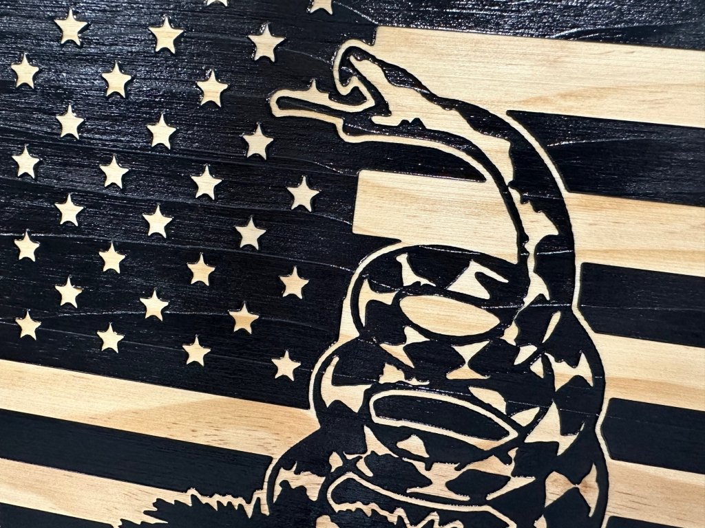 Dont Tread On Me Secure Decorative Wall - Mounted Gun Cabinet (Distressed) - Bro Dreams